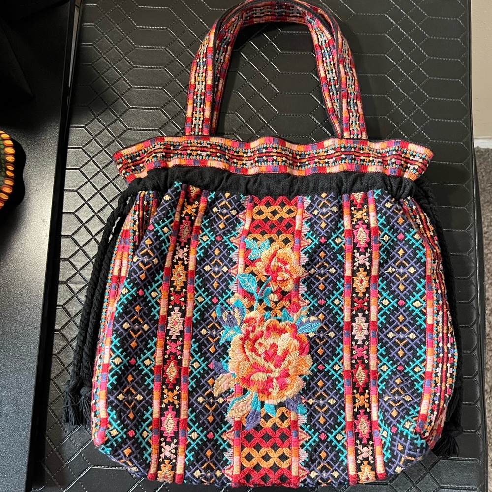Savanna Jane Embroidered Tote Bucket Bag Purse BOHO Floral Resort Hippie Art e3